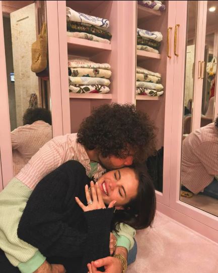 Selena Gomez and Benny Blanco’s Fairytale Wedding Details Revealed 4 The lovebirds announced their engagement in December 2024