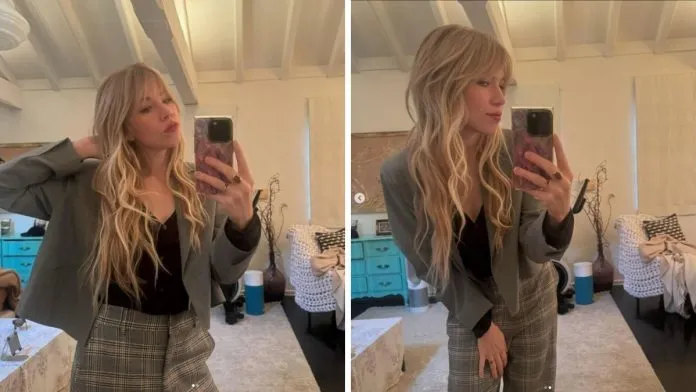 Carly Rae Jepsen Net Worth, Husband, Age, and Music Evolution - CelebsVibe