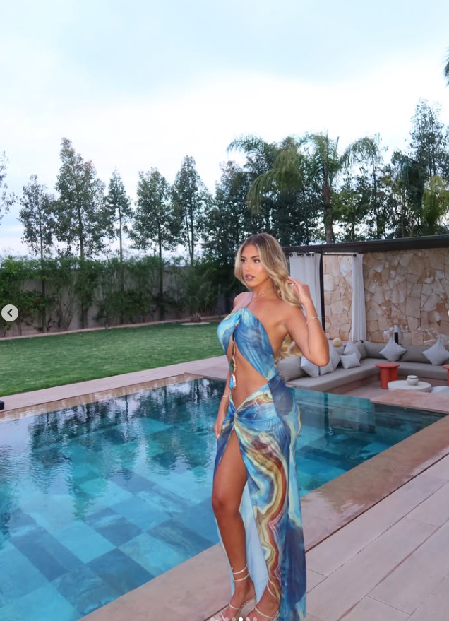 Love Island's Anna Vakili Turns Heads at Parklife Festival