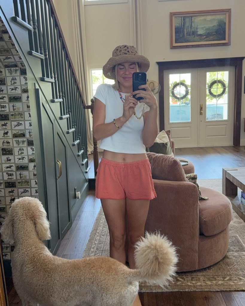 Tyler Cameron Reveals Fiancée Encourages Flirty Moves With DWTS Partner Sharna Burgess 11 Tyler Cameron Reveals Fiancée Encourages Flirty Moves With DWTS Partner Sharna Burgess