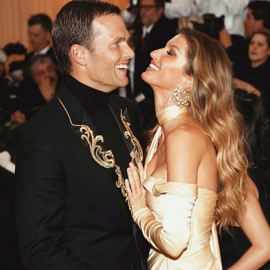 New Details Emerge About Tom Brady And ‘Secretive’ Candice Swanepoel’s Romance 7 Brady split from his now-ex-wife, Gisele Bündchen (seen above with the former NFL star in 2017), in 2022.