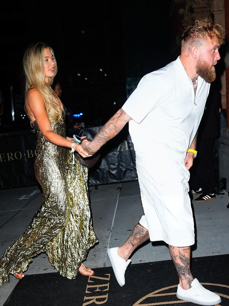 Jake Paul’s Stunning Fiancee Jutta Leerdam Wows Fans With Holiday Snaps