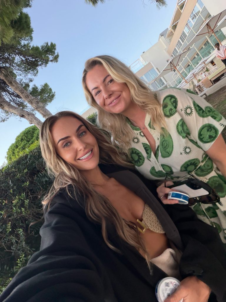 Golf Star Charley Hull Hints at Sports Illustrated Swimsuit Shoot With Ocean Snap 4 Hull has over 866,000 followers on Instagram alone